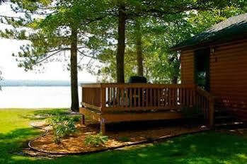 Sugar Lake Lodge Grand Rapids Exterior photo